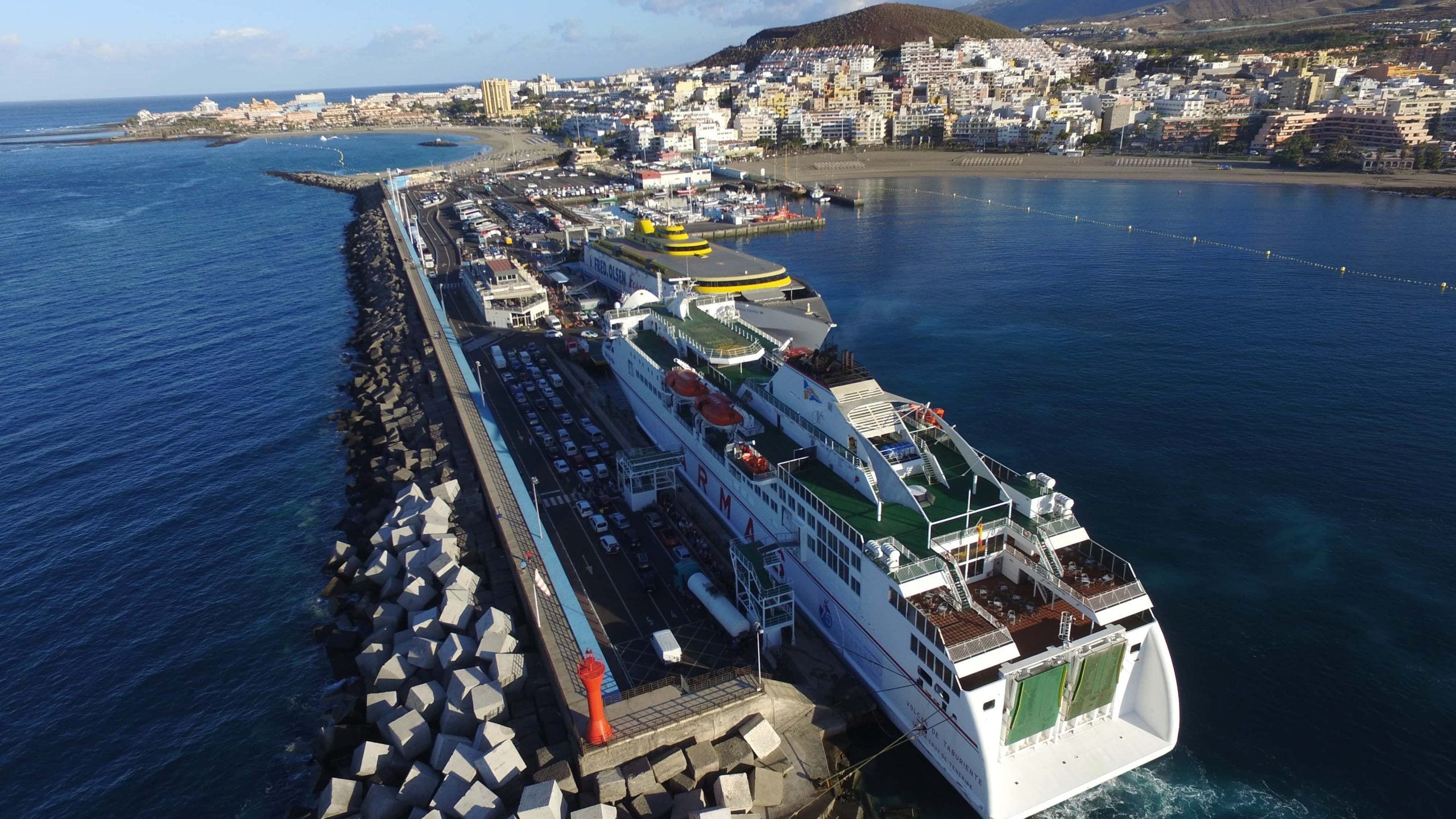 Puerto de Los Cristianos