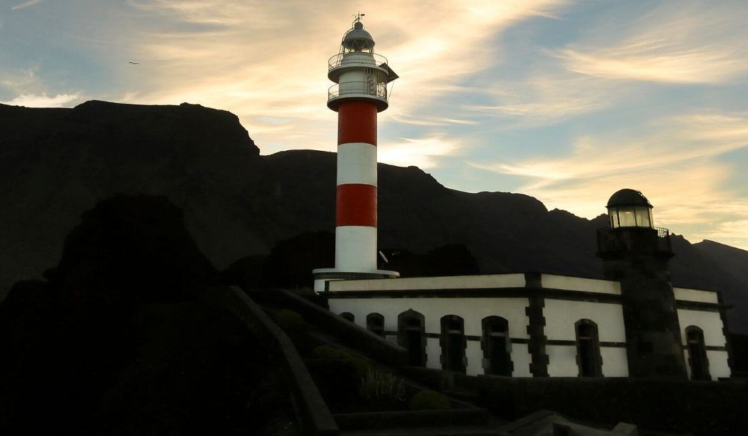 Los faros de la provincia de Santa Cruz de Tenerife se encienden por el día internacional de las ayudas a la navegación