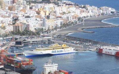 La Autoridad Portuaria tinerfeña autoriza el montaje de un parking público desmontable en el puerto de La Palma