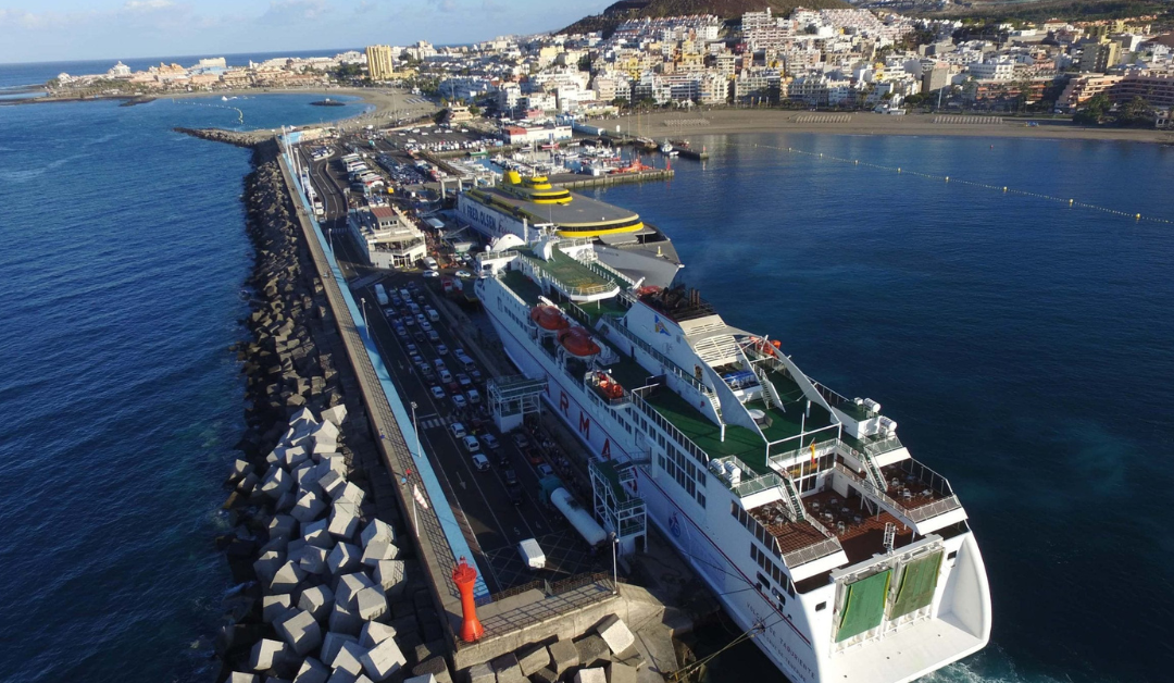 Cerca de 19.000 pasajeros saldrán desde el puerto de Los Cristianos en la segunda fase de la operación salida de Semana Santa
