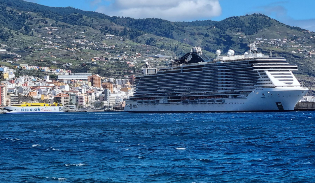 El puerto de Tenerife refuerza su posición como base con veintiuna escalas del crucero MSC Opera