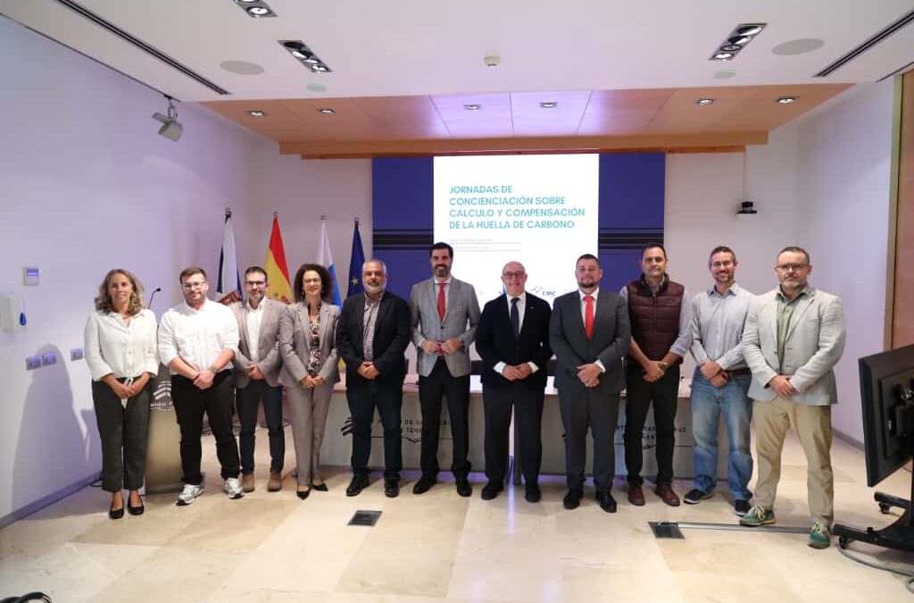 La comunidad portuaria analiza su huella de carbono en unas jornadas técnicas